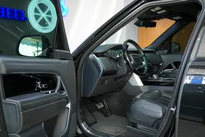 Land Rover Range Rover 2023
