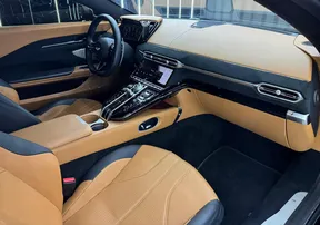 Aston Martin Vantage 2025