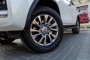 Toyota Fortuner 2023