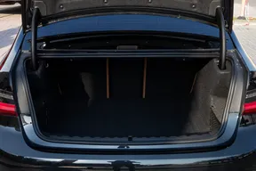 BMW 3 Series 330 2019