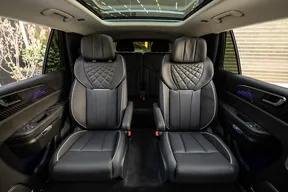 Hongqi E-HS9 2024