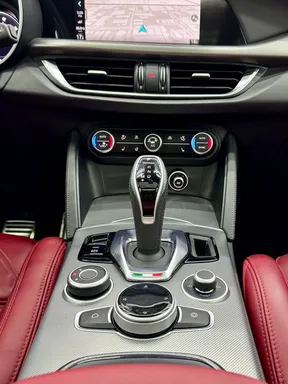 Alfa Romeo Stelvio 2024