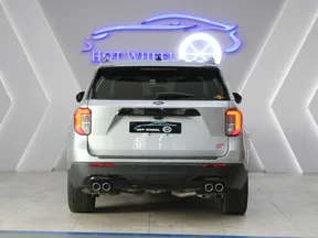 Ford Explorer ST 2022