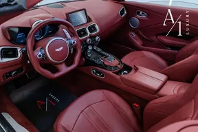 Aston Martin V8 Vantage 2022