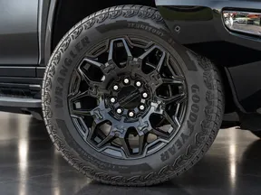 GMC Hummer EV 2024