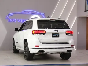 Jeep Grand Cherokee 2021