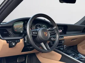 Porsche 911 Carrera 4 2024
