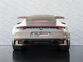 Porsche 911 Carrera 2024