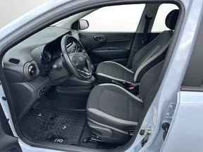 Hyundai i10 2021