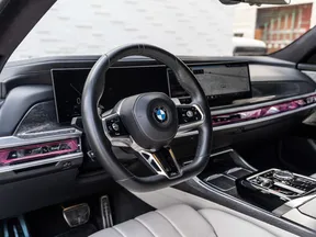 BMW 7 Series 760 2023