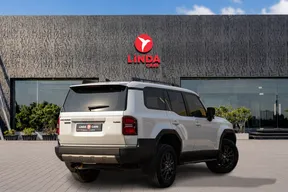 Toyota Land Cruiser Prado 2024