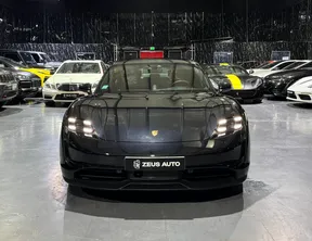 Porsche Taycan 2023