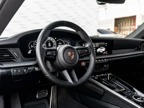 Porsche 911 Carrera 2025