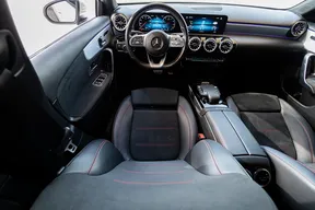 Mercedes-Benz A-Class 200 2021