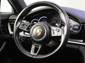Porsche Panamera Turbo S E-Hybrid 2020