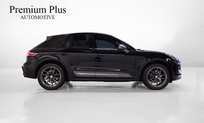 Porsche Macan T 2024