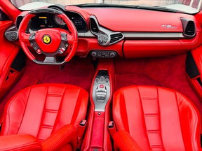 Ferrari 458 Spider 2013