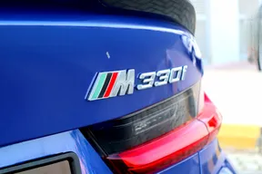 BMW 3 Series 330 2019