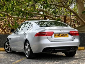 Jaguar XE 2020