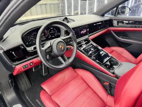 Porsche Panamera 4S E-Hybrid 2025