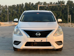 Nissan Sunny 2020