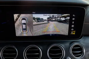 Mercedes-Benz E-Class 300 2022