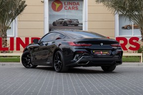 BMW 8 Series M850 2022