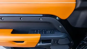 Land Rover Defender 110 2023