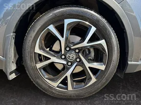 Toyota C-HR 2022