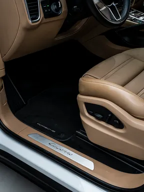 Porsche Cayenne 2022