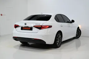 Alfa Romeo Giulia 2022