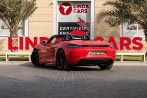 Porsche Boxster 718 2023