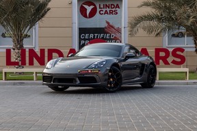 Porsche Cayman 718 2024