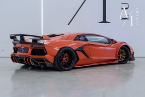 Lamborghini Aventador 2012