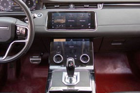 Land Rover Range Rover Evoque 2023