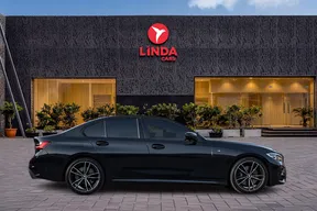 BMW 3 Series 330 2022