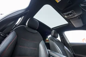 Mercedes-Benz A-Class 200 2021