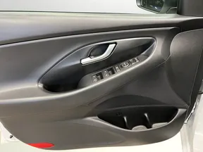 Hyundai i30 2021