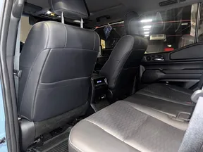 Toyota Land Cruiser Prado 2025