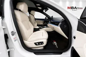 BMW 5 Series M550 2023