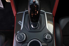 Alfa Romeo Stelvio Quadrifoglio 2019