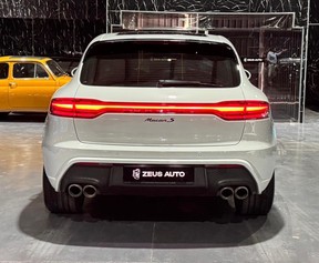 Porsche Macan S 2024