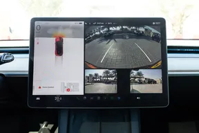 Tesla Model Y Long Range 2024