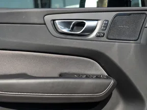 Volvo XC60 B5 2024