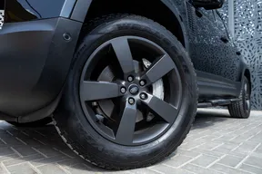 Land Rover Defender 110 2024