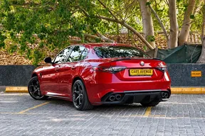Alfa Romeo Giulia Quadrifoglio 2021