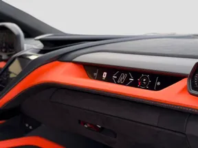 Lamborghini Revuelto 2024