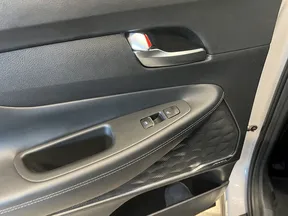 Hyundai Santa Fe 2023