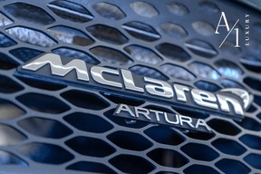 McLaren Artura 2023