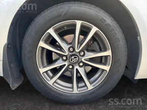 Toyota Avensis 2016